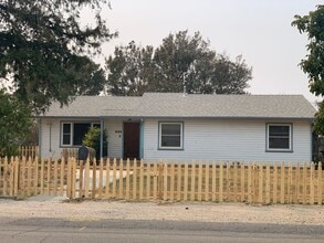 Building Photo - 602 El Margarita Rd