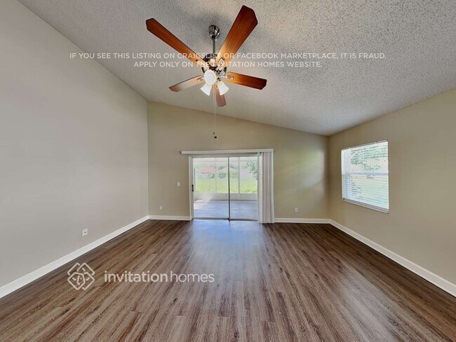 Foto del edificio - 12870 Maribou Cir