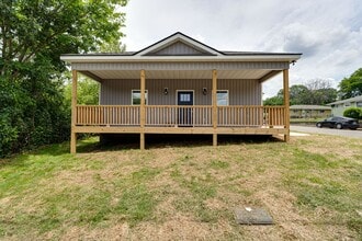 Building Photo - 2219 Citico Ave