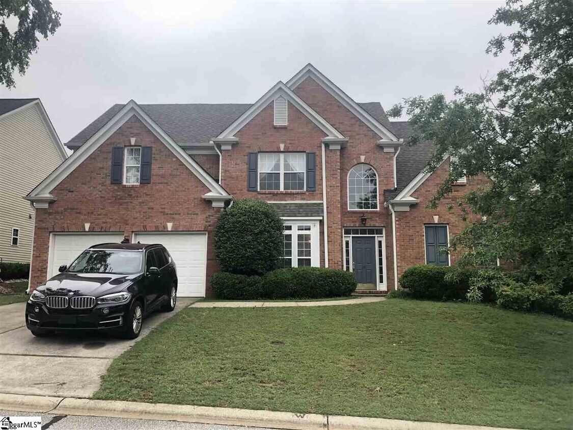 Primary Photo - 201 Ascot Ridge Ln