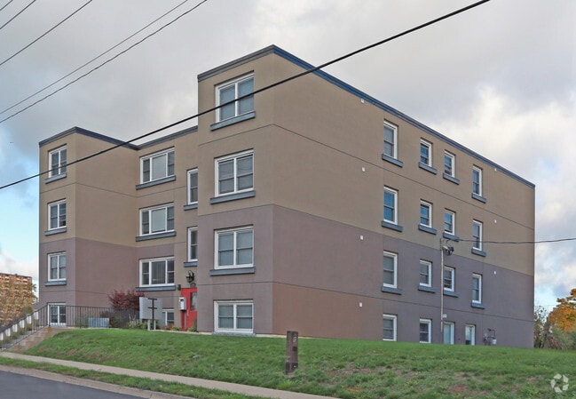 Building Photo - Westchester Crescent