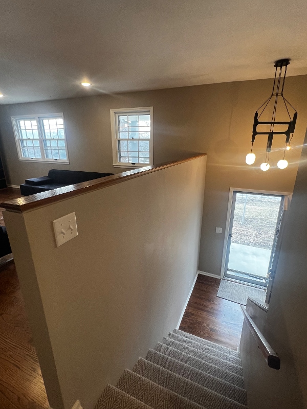 Building Photo - 1054 Wellington Rd