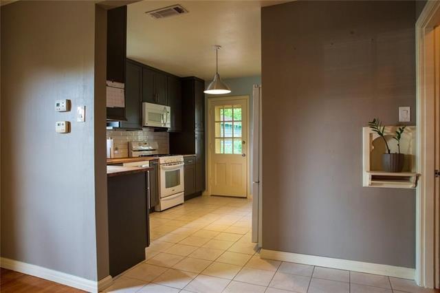 Foto del edificio - 2715 Burlington Blvd