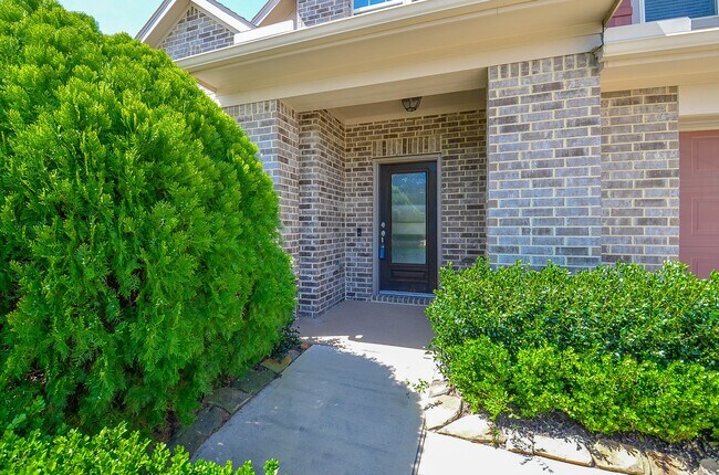 Building Photo - 18 Fountain Bend Ln