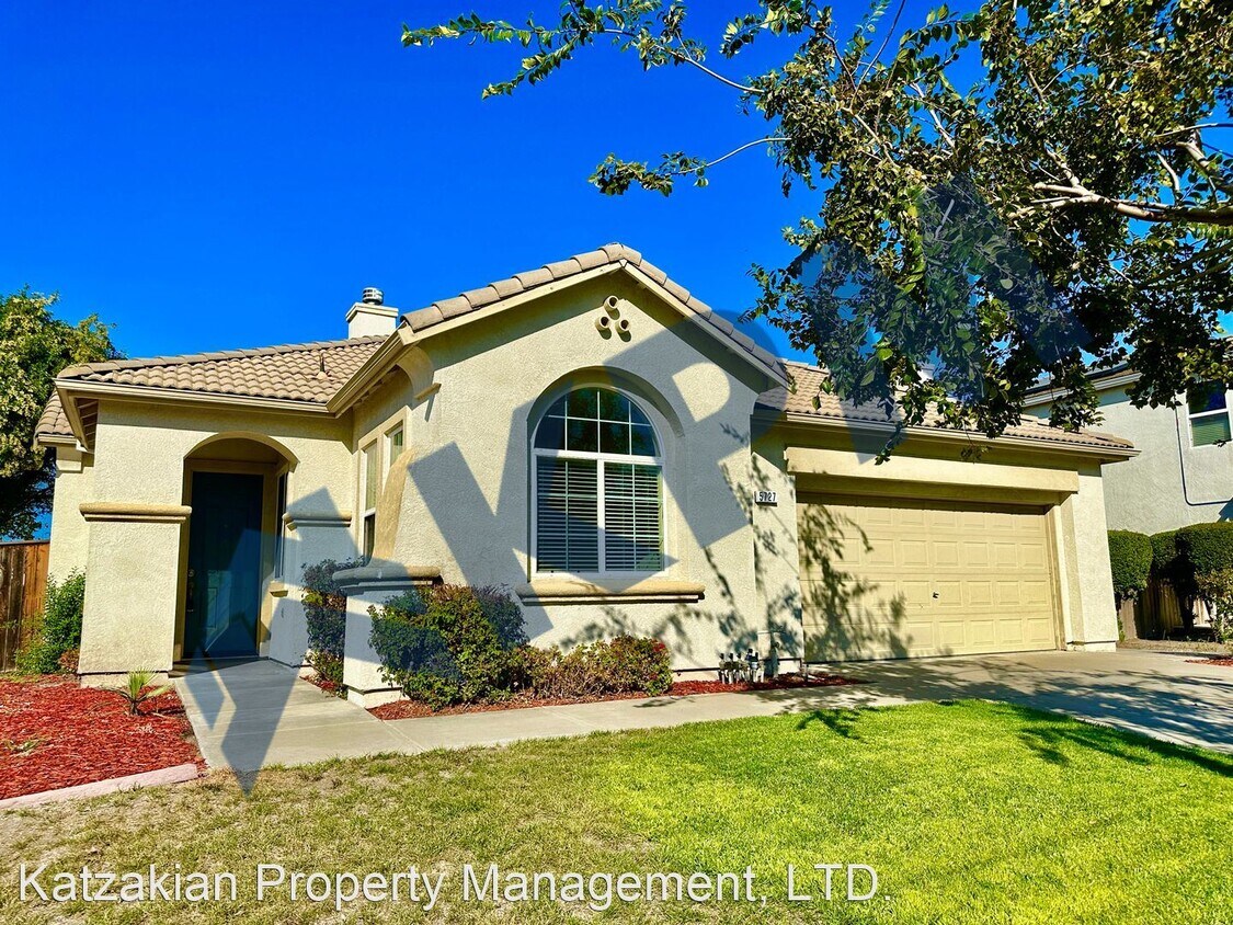 3 br, 2 bath House 5727 Melones Way House Rental in Stockton, CA