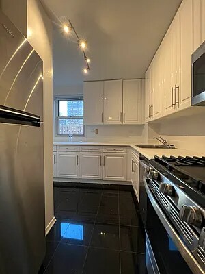 Foto del edificio - 888 8th Ave