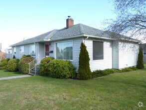 Building Photo - 2521 S Laurel St