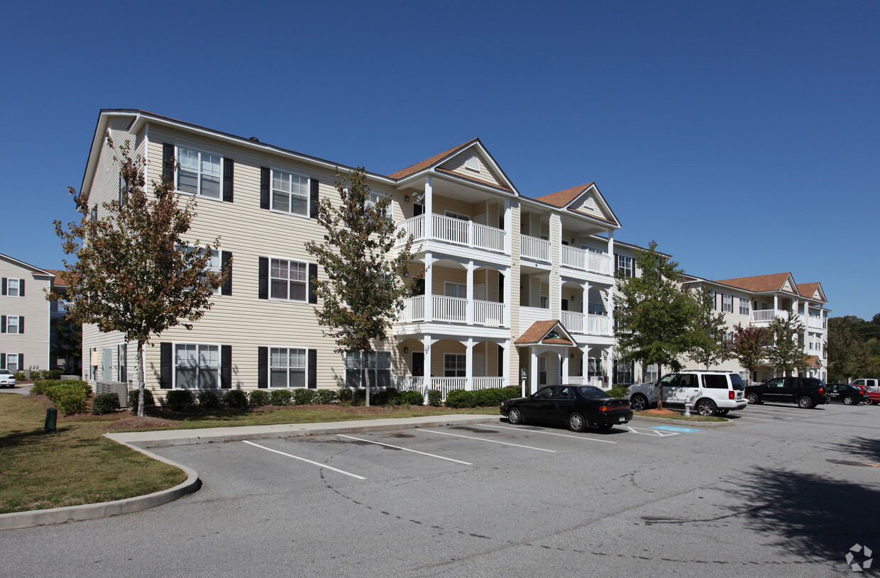 Primary Photo - xPortico at Lanier