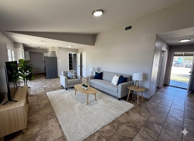 Foto del edificio - 6700 Rockridge Ct