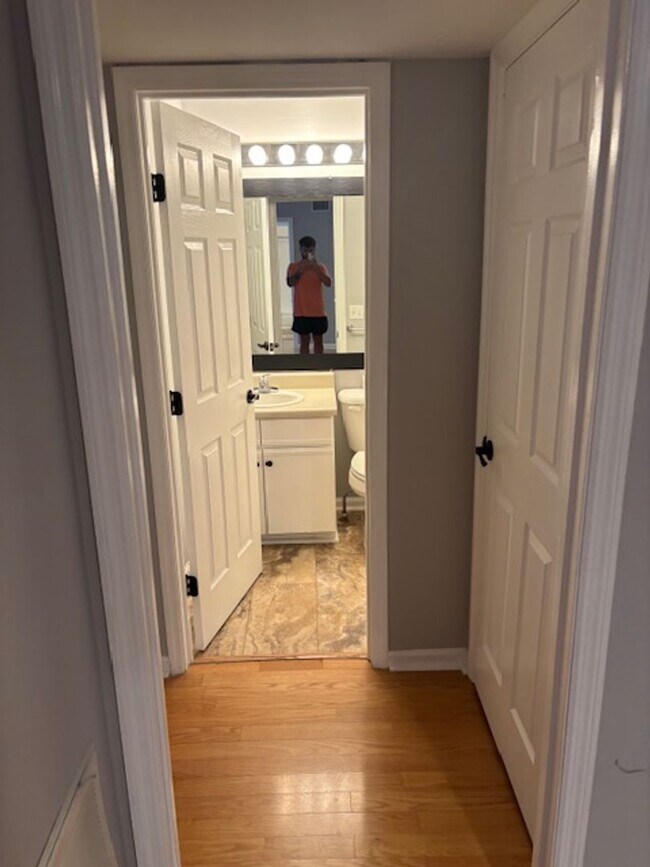 Building Photo - SOUTH END - FOREST COVE