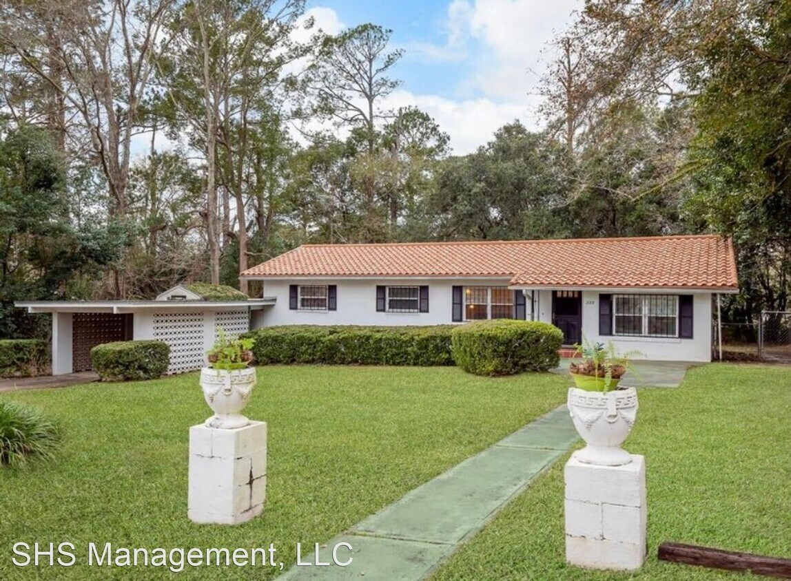 Primary Photo - 4 br, 2.5 bath House - 222 Westminster Drive