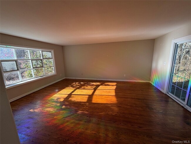 Foto del edificio - 15 Dugan Ln