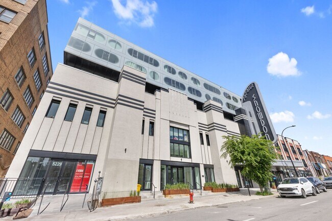 Photo du bâtiment - 5227 Boul Décarie