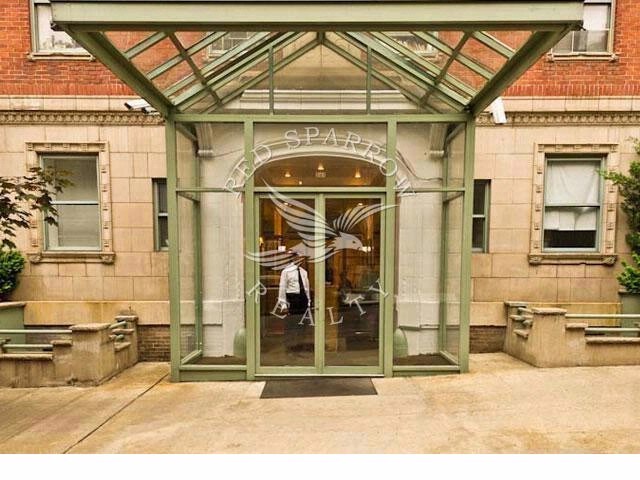 Foto principal - 236 W 64th St