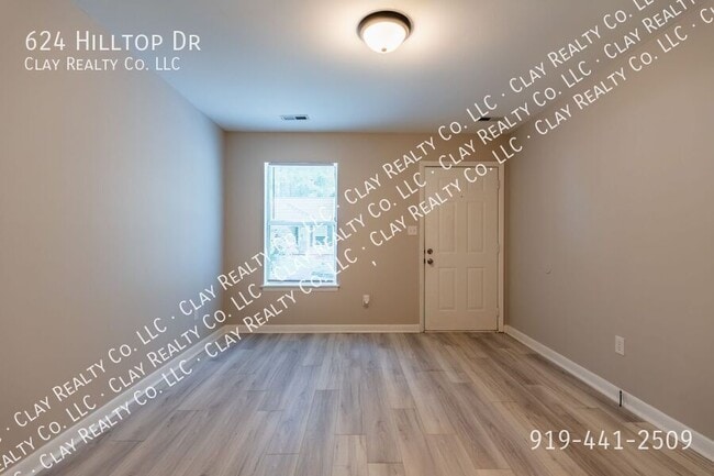 Building Photo - 624 Hilltop Dr