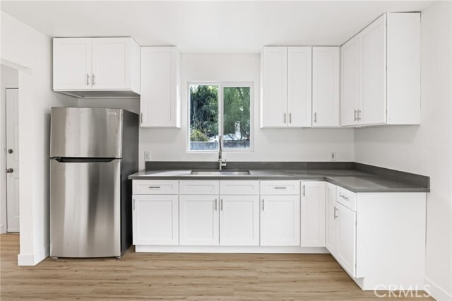 Foto del edificio - 13812 Oxnard St