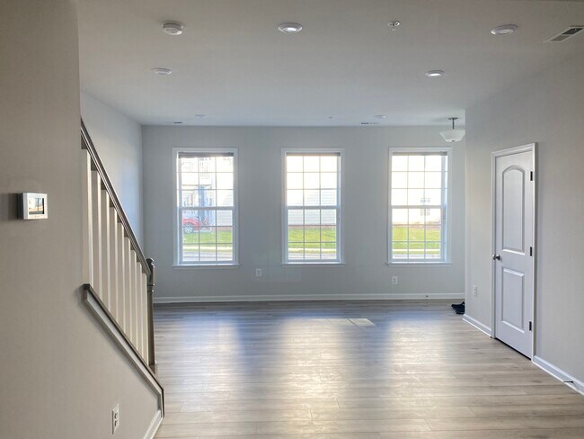 Family room - 4605 Wistar Creek Dr
