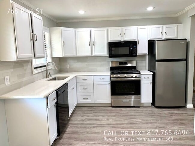 Foto del edificio - 768 Pine St