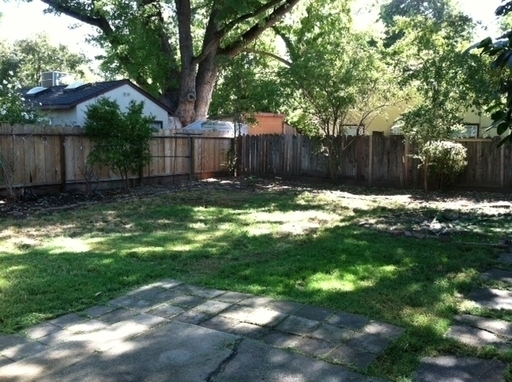 Building Photo - Lovely Two Bedroom Home on E. 5th Ave!