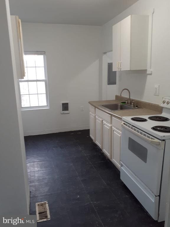Building Photo - 248 E Cambria St
