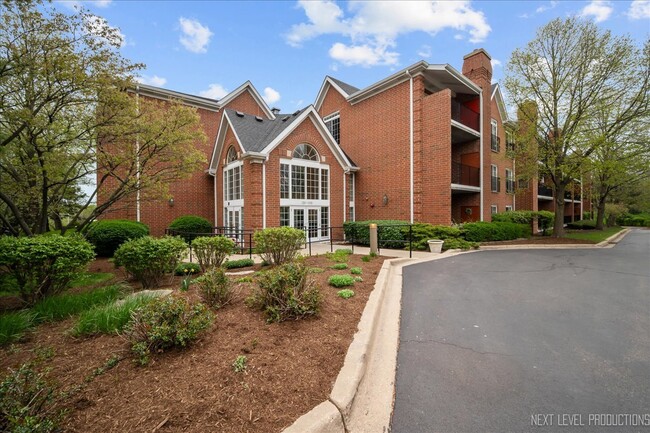 Building Photo - 187 Hunt Club Dr