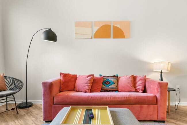 Foto del edificio - 4857 N 8th Pl