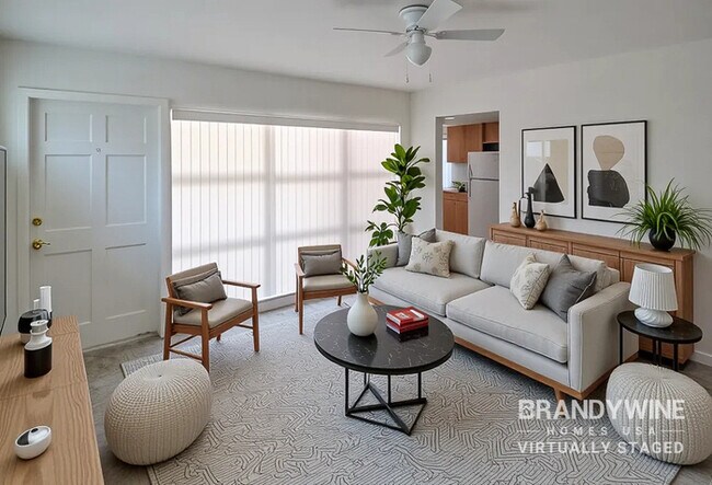 Foto del edificio - 6215 N Coolidge Ave