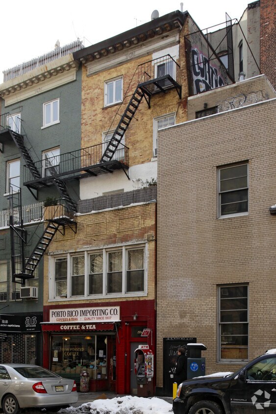 Primary Photo - 40 1/2 St Marks Pl