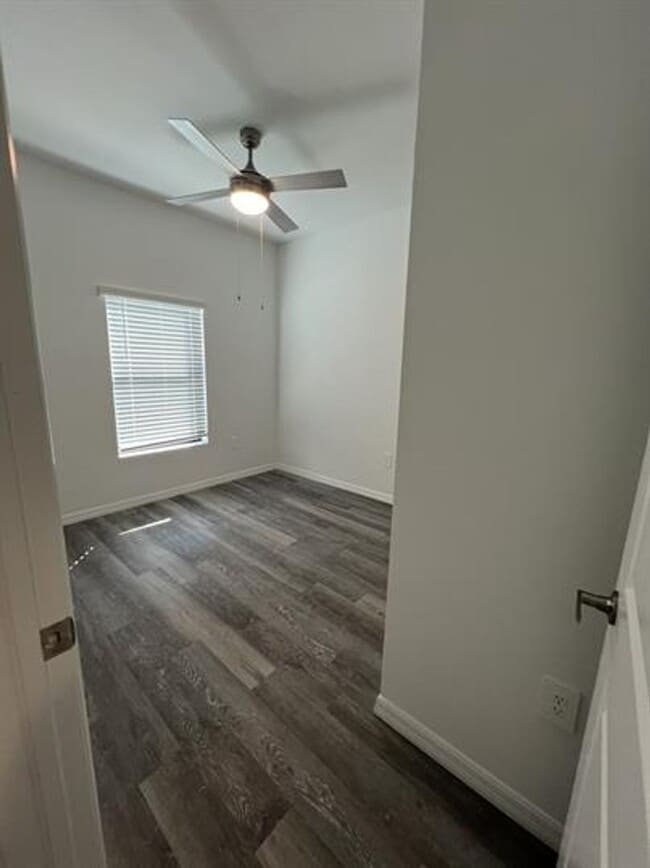 Foto del edificio - 1151 Oceanic Rd