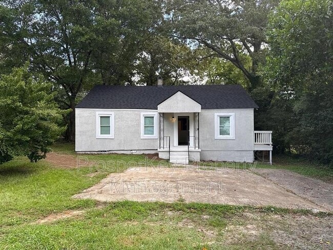 Building Photo - 4692 College St