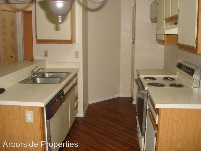 Building Photo - 621 Dory Ln