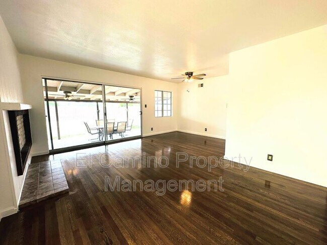 Building Photo - 14548 Bora Dr