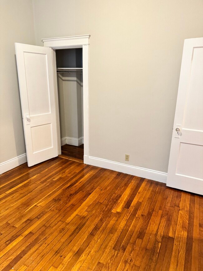 Building Photo - 1197 Commonwealth Ave