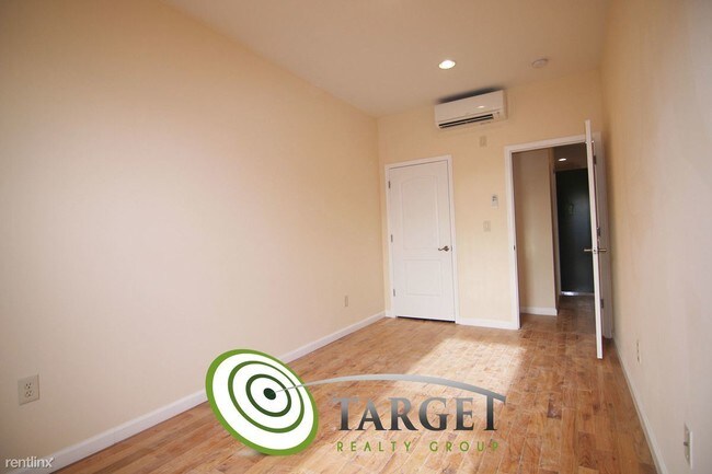 Building Photo - 3 br, 2 bath Apartment - 5516 Myrtle Ave 2F