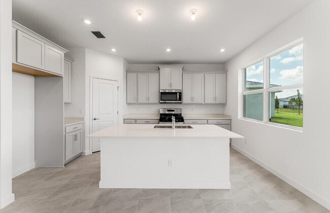 Building Photo - 14408 Ellison Dr