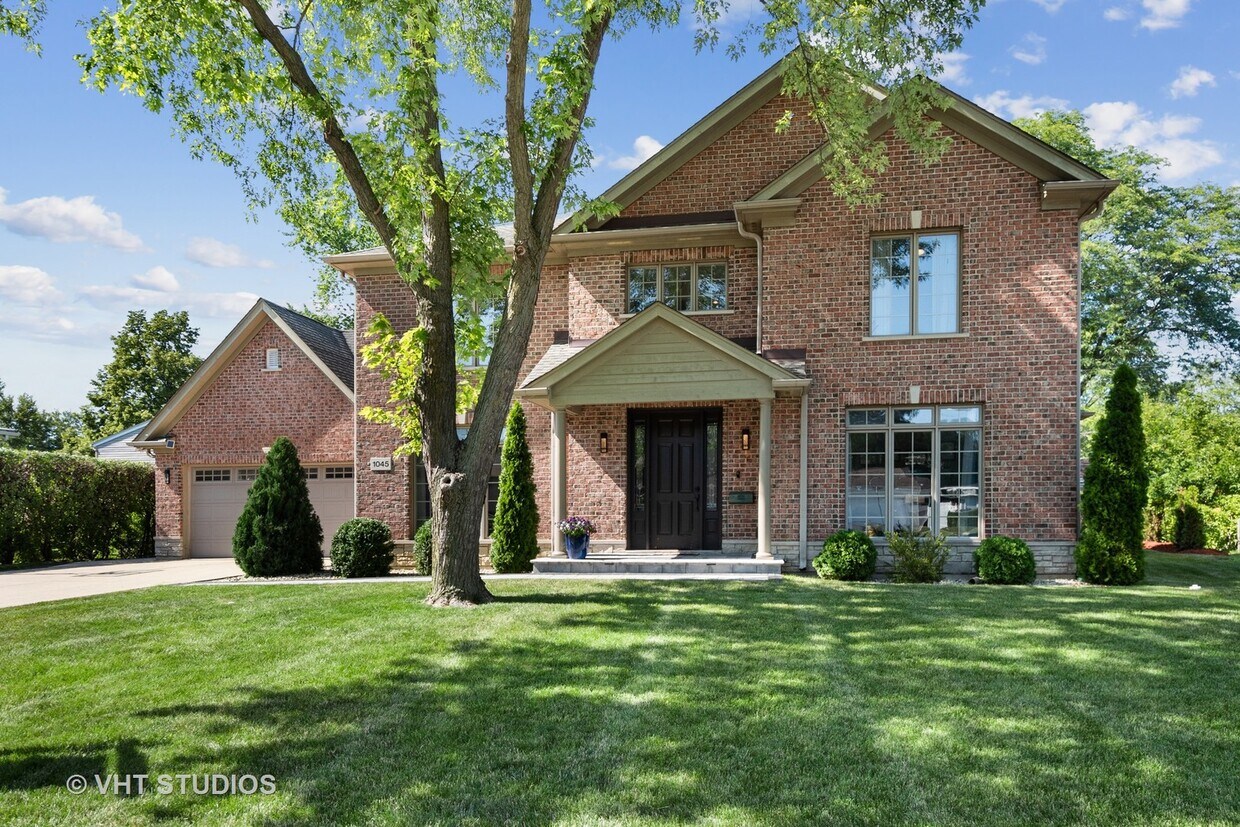 Primary Photo - 1045 Arbor Ln