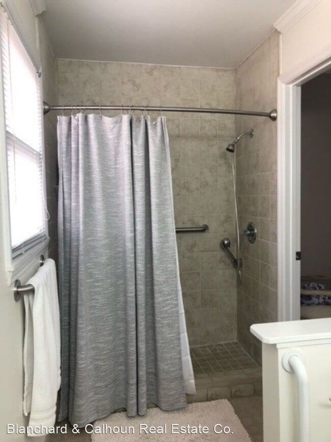 Foto del edificio - 4 br, 3 bath House - 2704 Bolling Rd