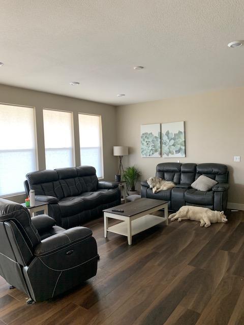 Foto del edificio - 2102 Summerlin Ln