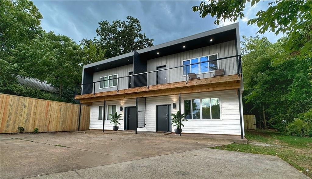 Foto principal - 875 S Lt Col Leroy Pond Ave