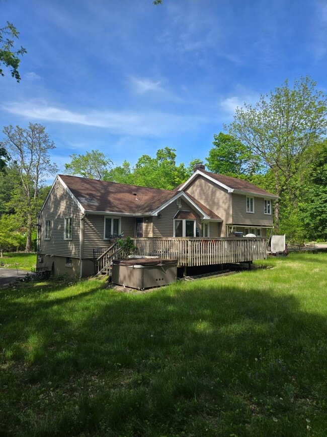 Building Photo - 110 Lime Kiln Rd