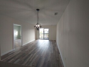 Building Photo - 7700 Porcher Dr