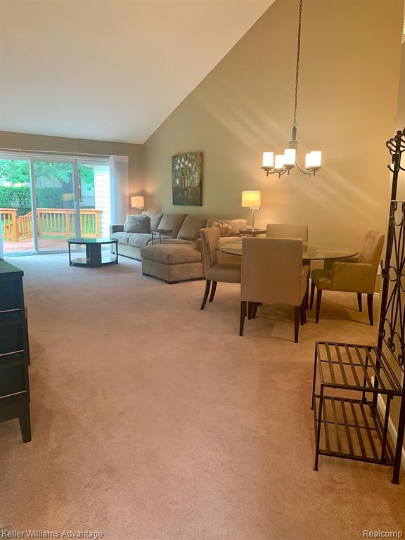 Foto del edificio - 2758 Maple Forest Dr