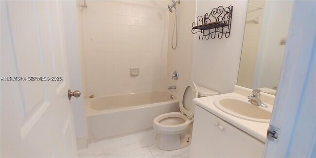 Foto del edificio - 1528 SE 24th Ct