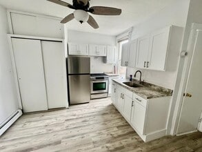 Building Photo - 51 66th St