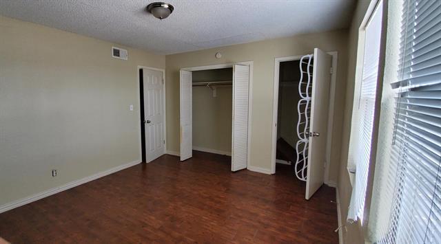 Building Photo - 811 N Spears St