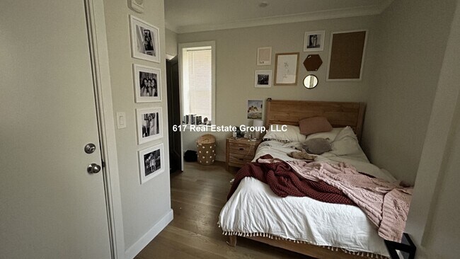 Foto del edificio - 47 Englewood Ave