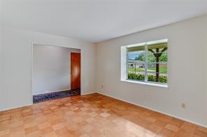 Foto del edificio - 3419 Oleander Pl