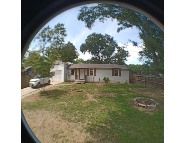 Building Photo - 171 Bayberry Dr