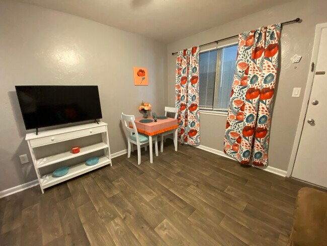 Foto del edificio - Suites on 6th