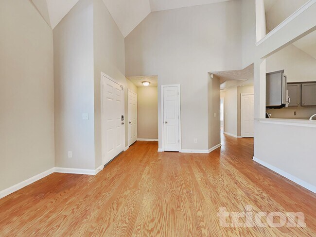 Building Photo - 32 Mountain View Dr